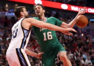 立博体育-孟菲斯灰熊训练开放日，今夜队长鼓劲引欢呼，NBA常规赛在即，更衣室氛围转暖的简单介绍